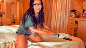 อยากได้สาวเอเชียบิมโบในคอสเพลย์เซ็กซี่ไหม?