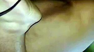 My first time squirting~