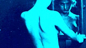 Vintage Vibes mit klassischem haarigem Retro-Charme