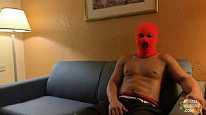 Peach Queenz Shines in Amateur Couch Casting with Wild Interracial Squirting