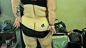 bbw shaking it to milkshake, wanna see more?