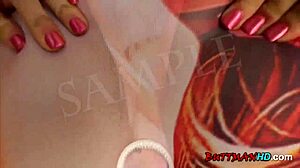 susie clove spreads her holes wide open for you