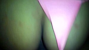 Sobrina colegiala viene a provocar a su tio