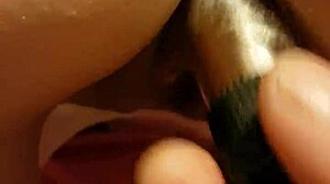 Girlfriend uses dildo toy in amateur mature session