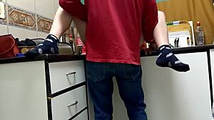 היי, למה החבר הכי טוב שלי מזיין את אשתי?