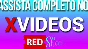 Morena Swinger hiipii kyrvällä kun Bruna imee hänen tissejään!