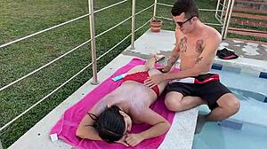 Que Rico Es Follar En La Piscina Con Mi Padrastro