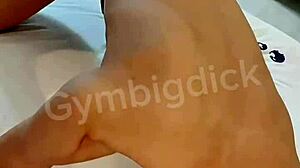 Horny Asian muscle fucking his boyfriend bareback?