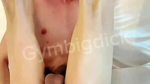 Horny Asian muscle fucking his boyfriend bareback?