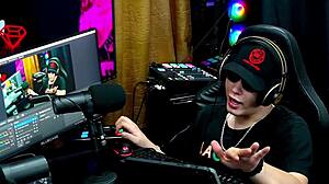 Ruan Shows Cock to Lary Cubas Outdoors