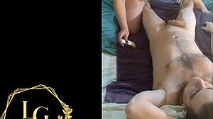 Belle-m�re potel�e suce et avale mon sperme apr�s massage europ�en.