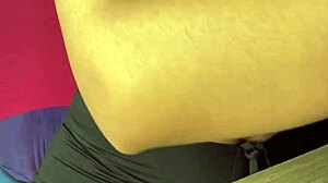 mais um corninho na minha mao, goza vai seu safado da leitinho que ta com a boca aberta ja