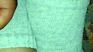 Amiga Madura In Hotel