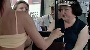 Julkinen seksi bussissa muuttuu villiksi arabiryhmäseksiksi