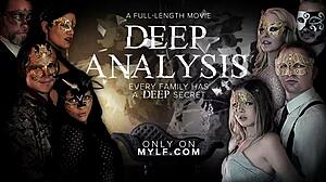 Nagymellű leszbikusok csábítják külföldi mostohatestvéreket vad négyesbe.