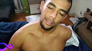 doce gay faz sexo oral e fica com a bunda fodida