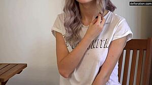 Тини миени, най-горещата руска девствена 18+ тийн някога, уау