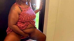 i squirt and masturbate to orgasm outdoors in public