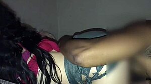 fodendo novinha geme alto com vontade