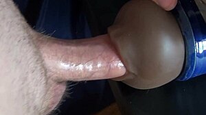 Quickies Før Arbejde Med Min Yndlings Legetøj Gør Mig Til At Stønne og Komme Solo 😏💦