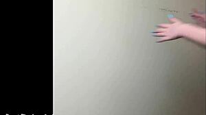 flickvän, ta den här paddeln och knulla mig hårt.