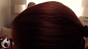 أشتهي مؤخرة كاتي كوش المنتفخة في أكشن قذف بلوند صباحي مبكر