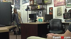 The brunette rockstar sucked the monster cock in hardcore reality sex