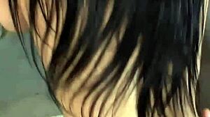 padam močno za divjo stran svoje sestrične