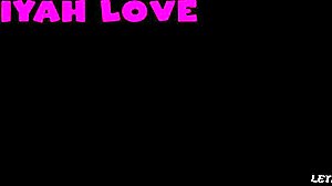 aaliyah love cheats with hot blonde slut