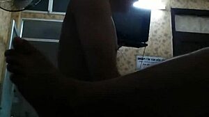 Gay Vietnamese Twink Le Anh Kien Enjoys Intimate Moments