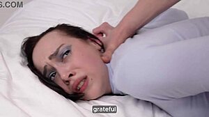 Goottityttö rangaistaan kovasti baletin luokkien väliin jättämisestä! 😡