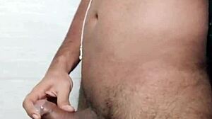 Hey, can’t you stop jerking off? Indian desi gay solo action awaits!