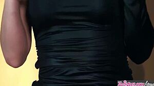 Blonde Angela Sommers Uses Toys For Solo Masturbation In Sommer Lovin