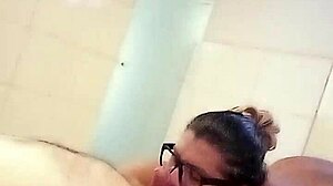 Lanet, Tombul Çapraz Giyinenleri Böyle Emmeyi Seviyorum.