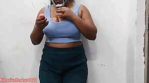 Alone Girl Uses Dildo