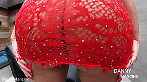 Twerking ass in dress, no panties 😈