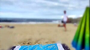 Hey! Missspisss flashes big cock on Mallorca beach!