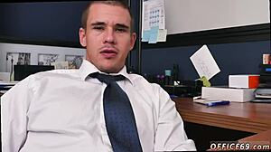 Emo boy feels free in gay pantsless friday sex session.