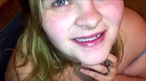 Spermasti obrazi udarijo obupano najstnico 18+ v usta in oči