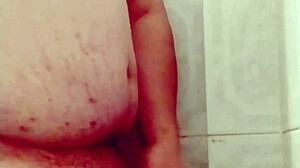 la vecina caliente hace que me masturbe 😈