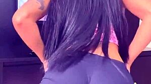 i saw this latina dancing and fucking without condom, cumshot everywhere