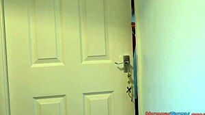 Yorkshire Geek Gets Head from Tattooed Brit Amateur