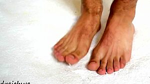 Man With Huge Feet In High Definition Fetish Video