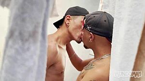 시트 사이에서 야외로 박는다