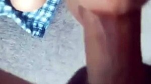 Me Corro En La Garganta Profunda De La Chupona