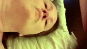 Hey, wanna fuck this milf while chatting hot guys?!