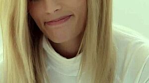 كاندي ليشيوس أخيراً تنيك صديقتها العذراء بعد سنوات من التوسل! 😲