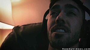 Straight Men Gamers Try Gay Sex After Avatars Hook Up