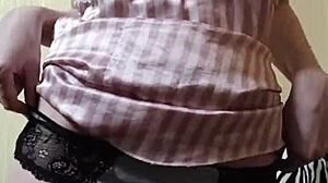 elza kom sniffs panties and fucks pussy in pants fetish style