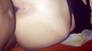 Kingblack, χτυπάς αυτό το χοντρό καυλί στον παντρεμένο κώλο της;